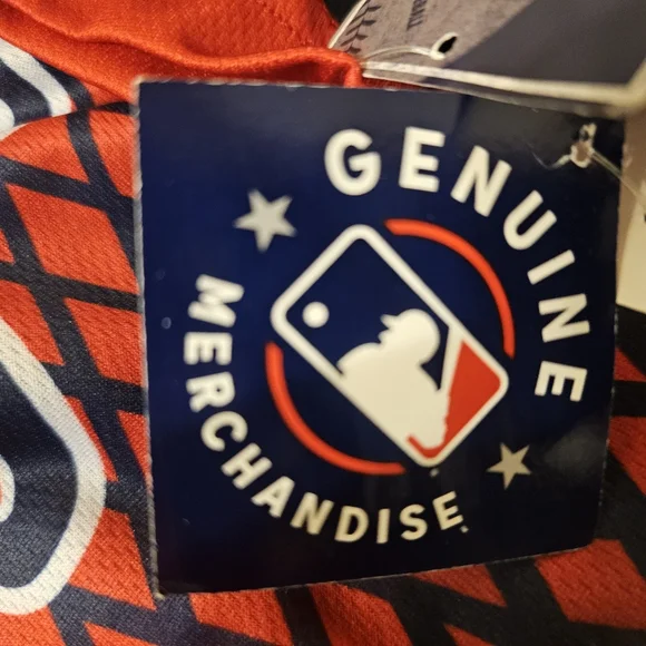 NWT Chicago White Sox T-shirt.  Size:S. - Picture 8 of 8